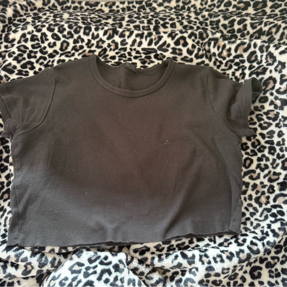 Brandy Melville Black Crop Top Crew Neck Cotton